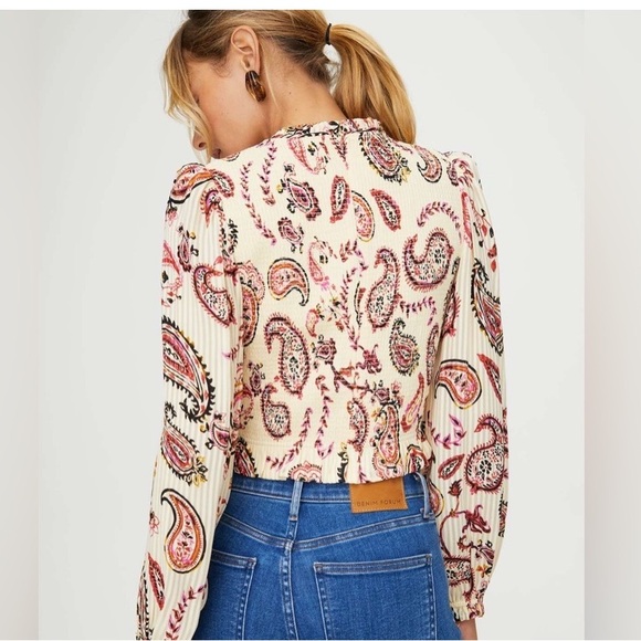 Aritzia WILFRED Lilith Blouse - Picture 3 of 10